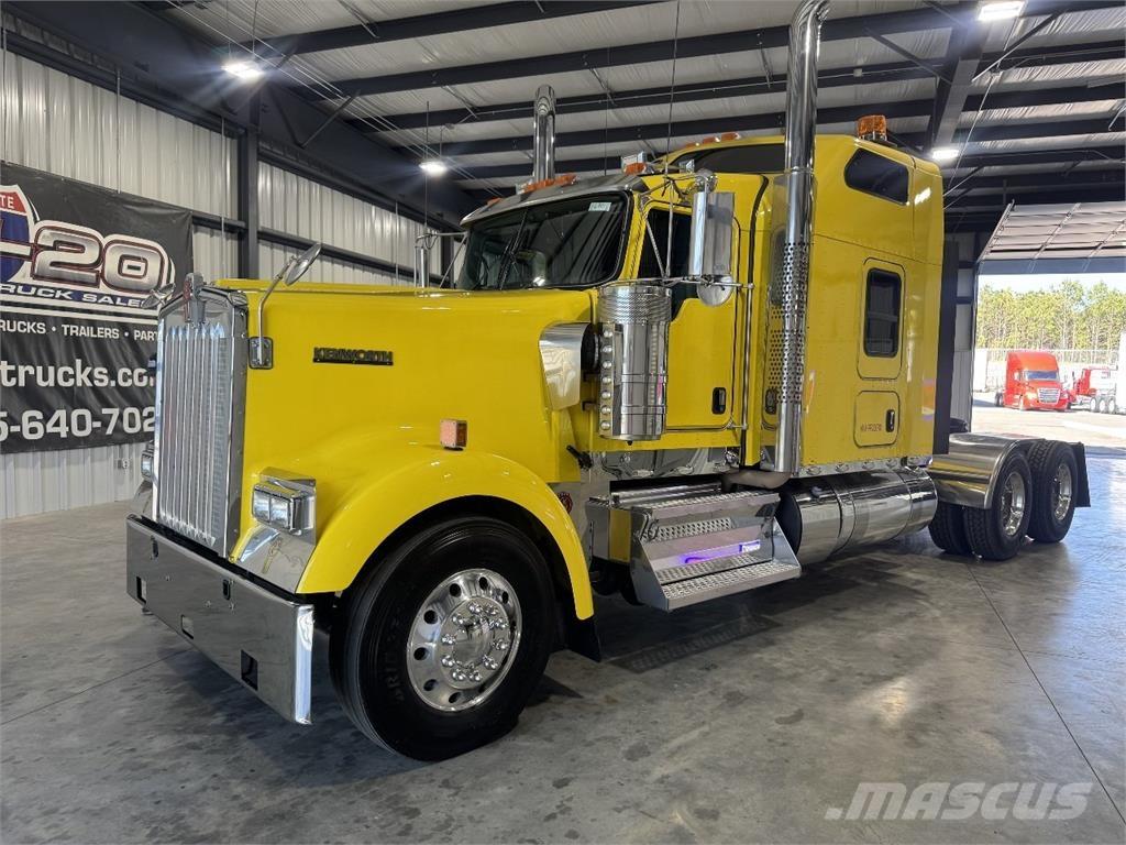 Kenworth W900L Trækkere