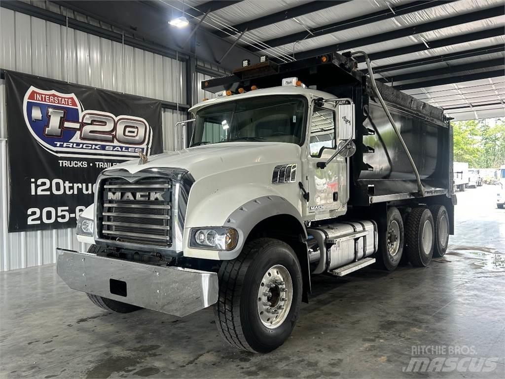Mack GU713 Lastbiler med tip