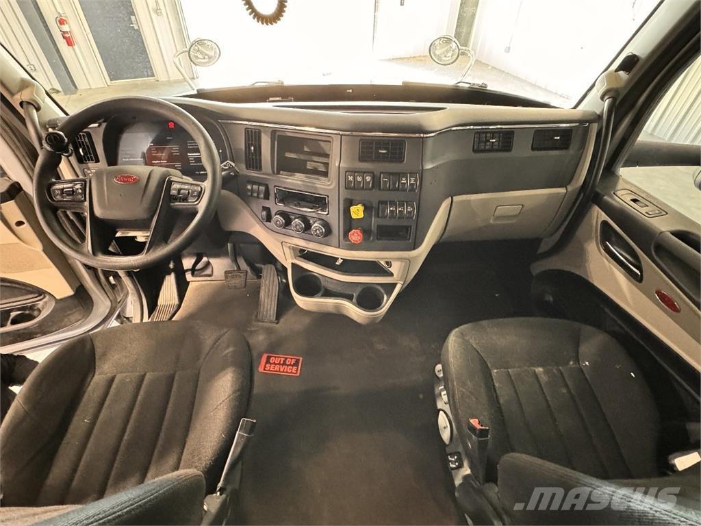 Peterbilt 567 Trækkere