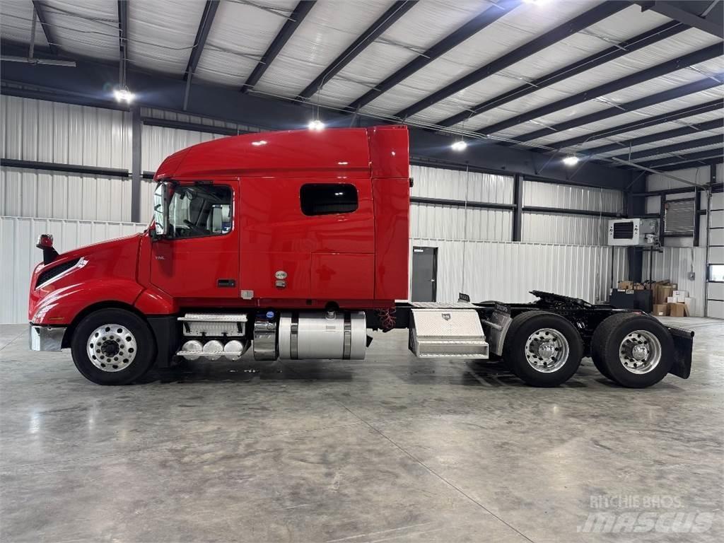 Volvo VNL64T740 Trækkere