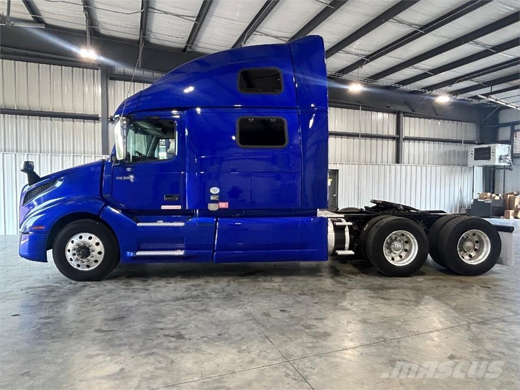 Volvo VNL860 Trækkere