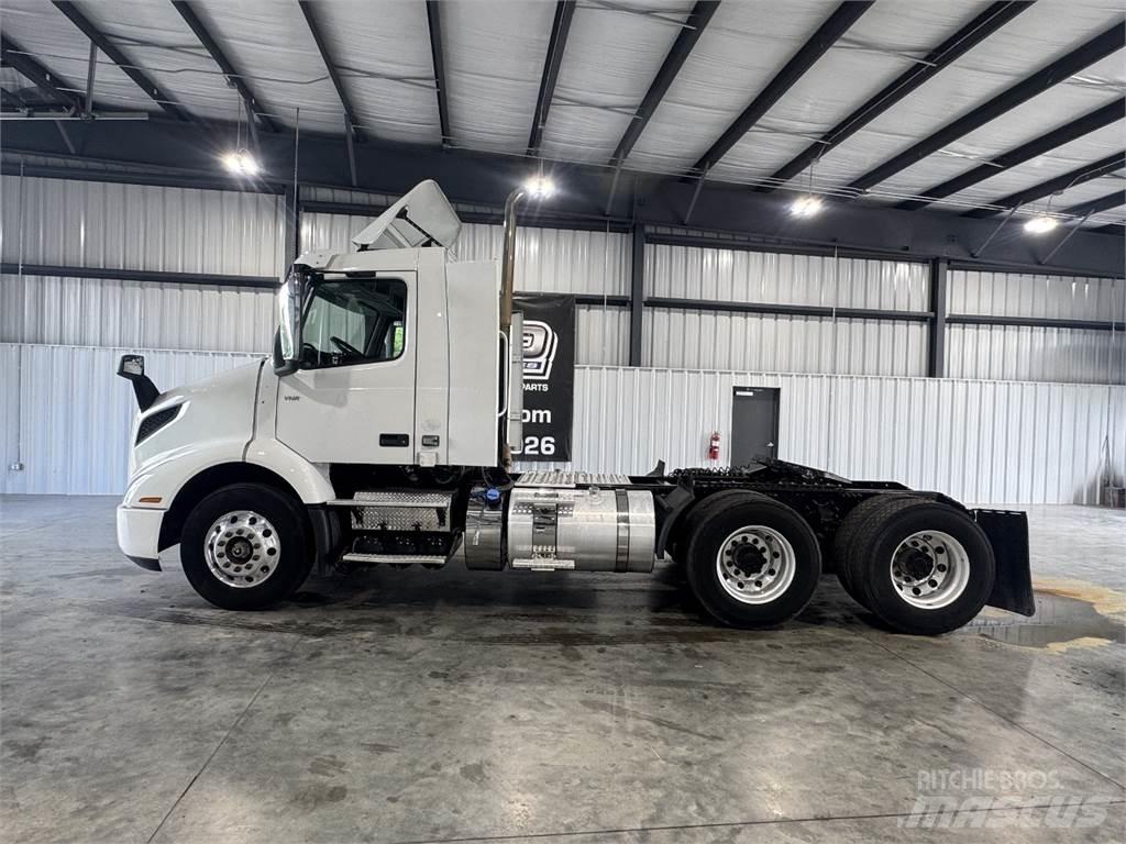 Volvo VNR64T300 Trækkere