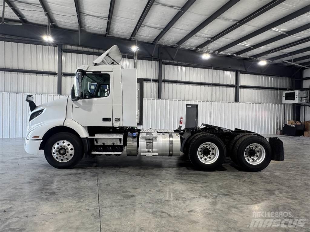Volvo VNR64T300 Trækkere