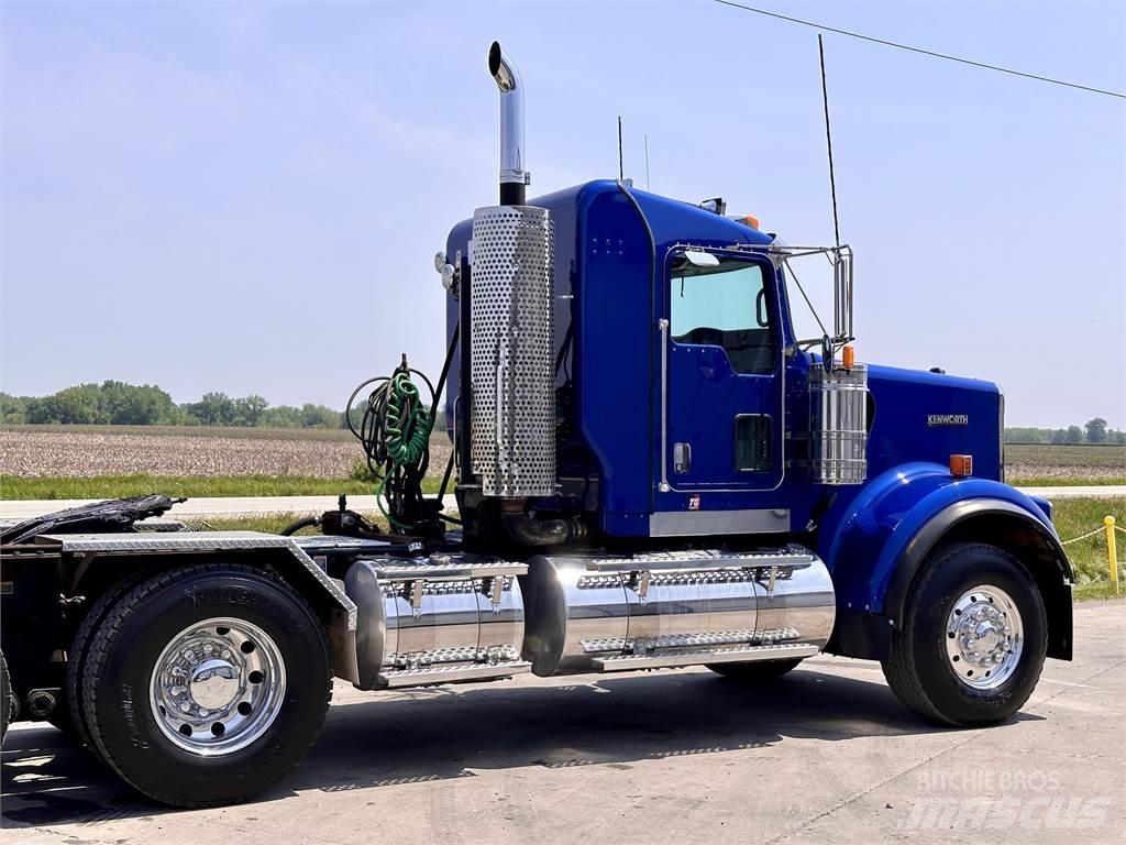 Kenworth W900 Trækkere