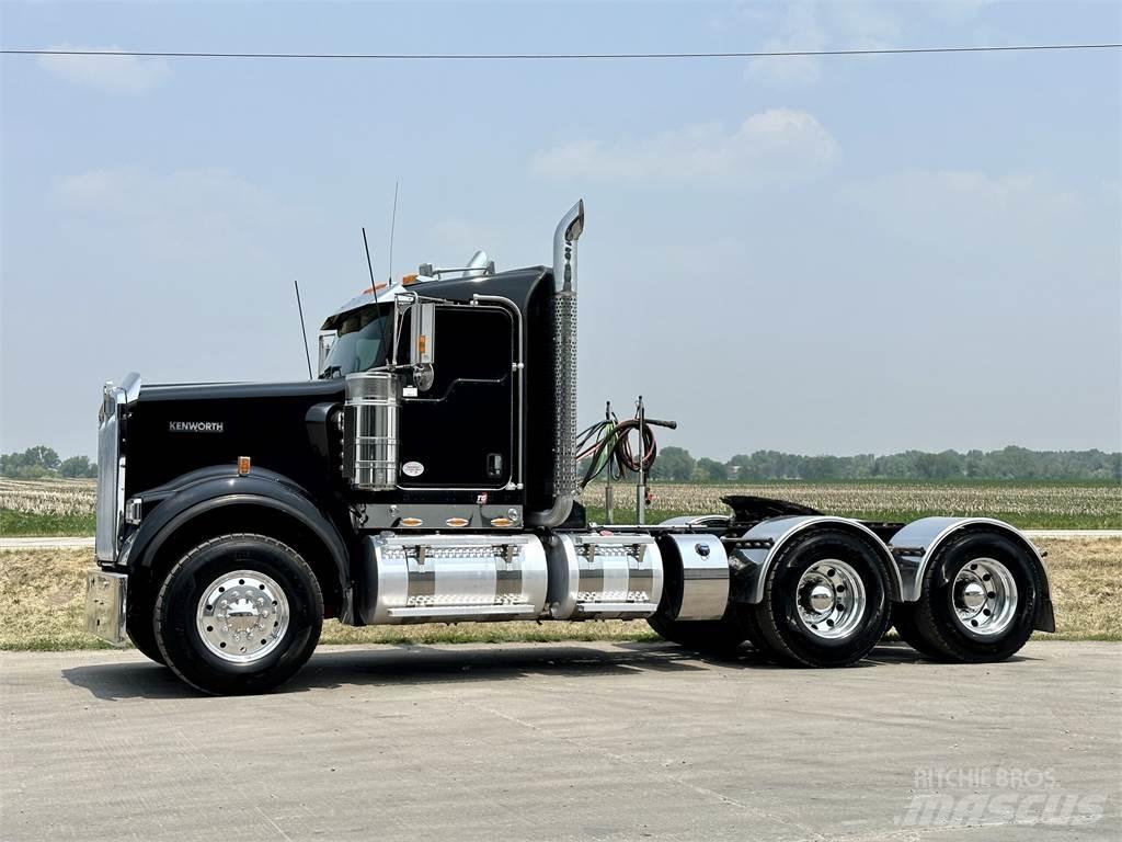 Kenworth W900 Trækkere
