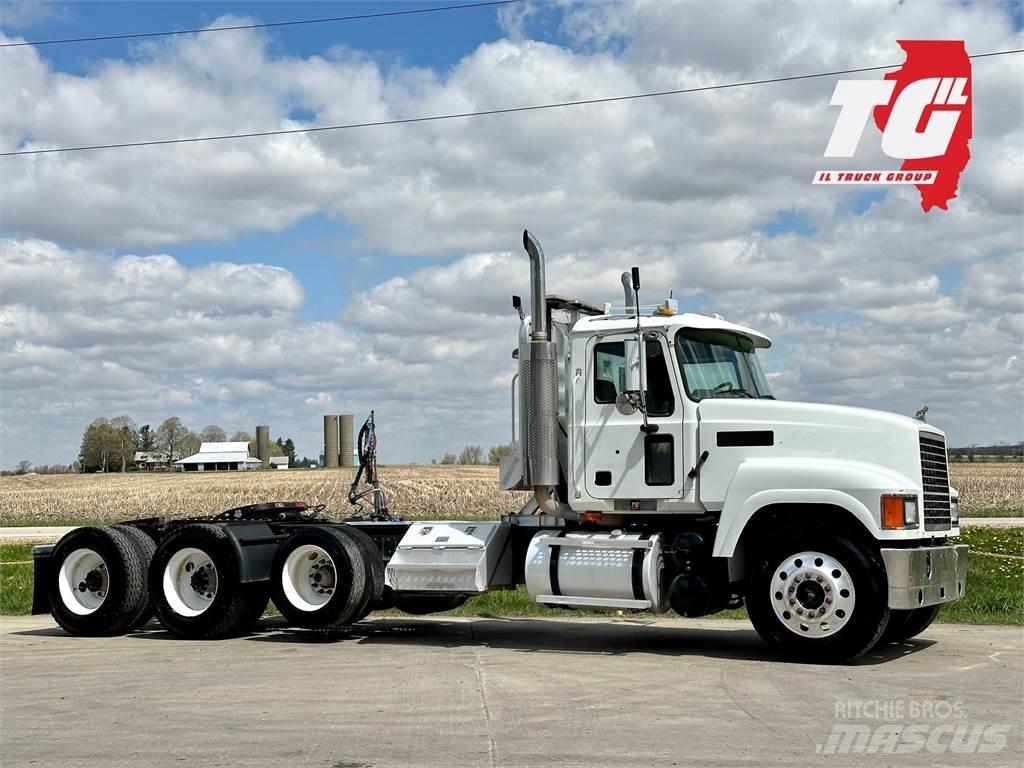 Mack CH613 Trækkere