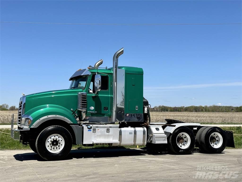 Mack Titan TD713 Trækkere