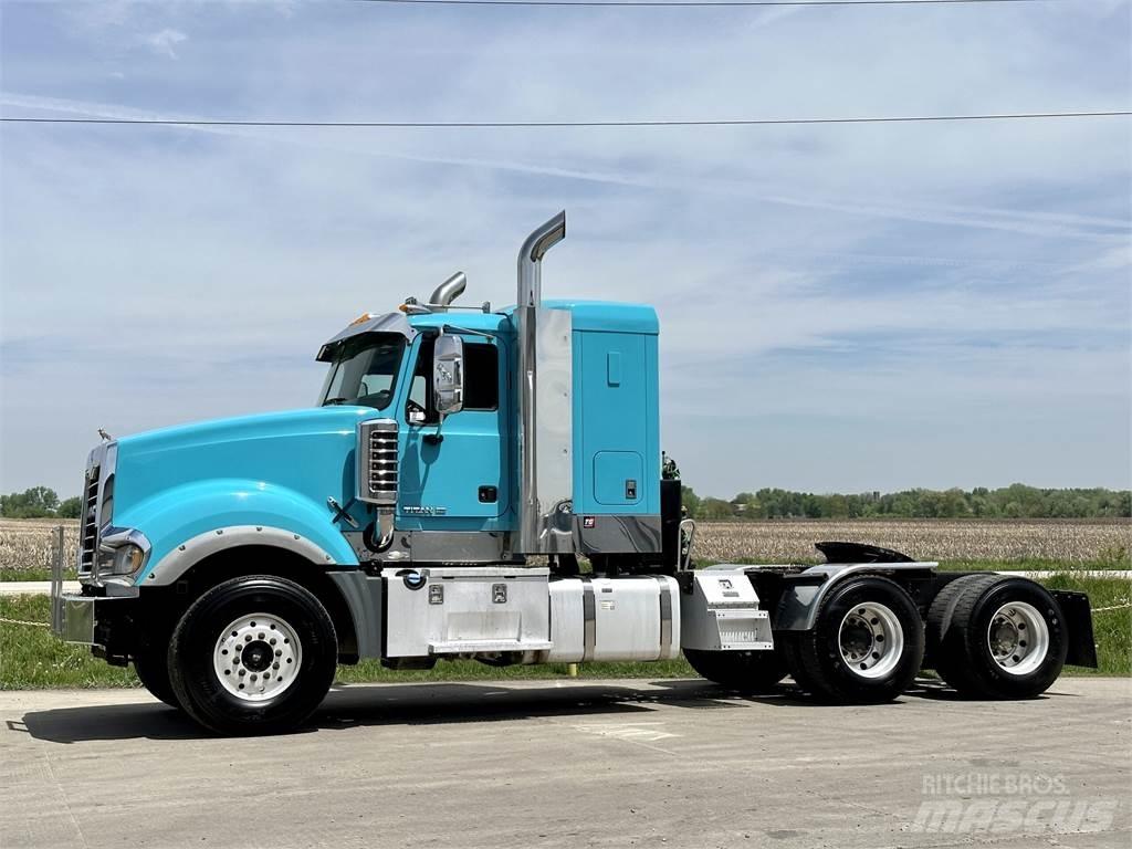 Mack Titan TD713 Trækkere