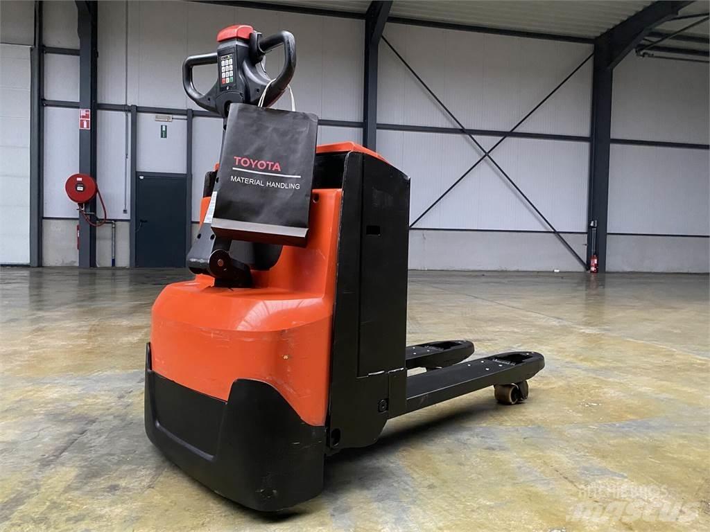 Toyota LWE200 Løftevogne