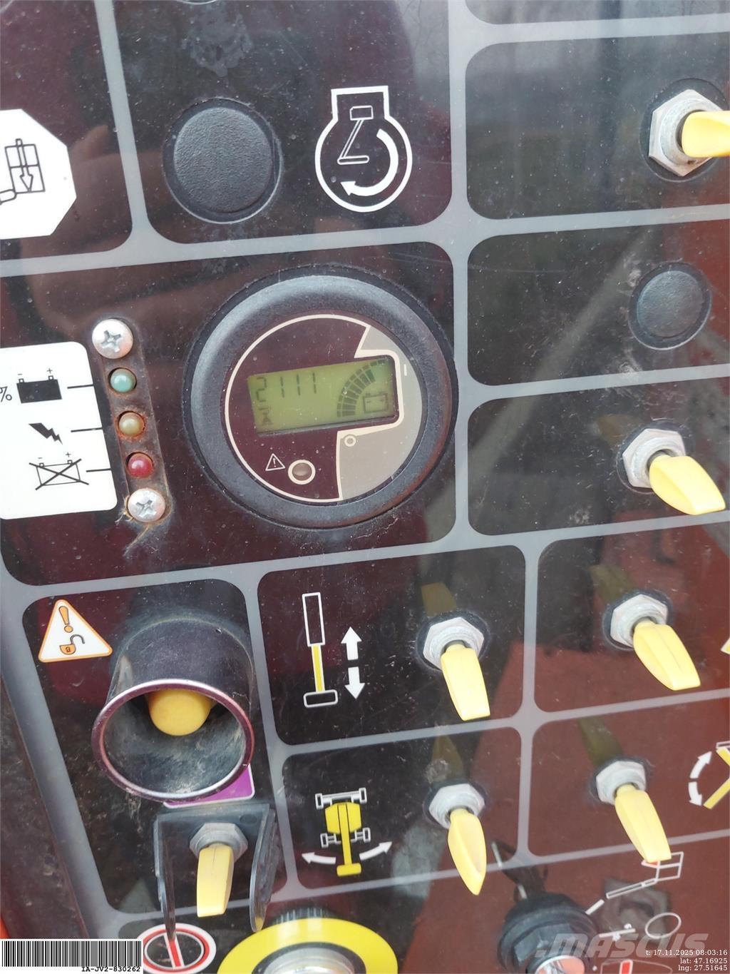 JLG E450AJ Bomlifte med knækarm