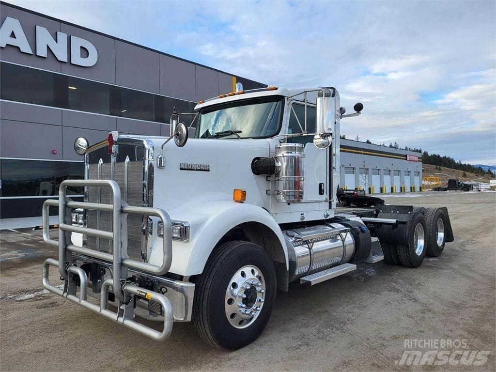 Kenworth W900 Chassis