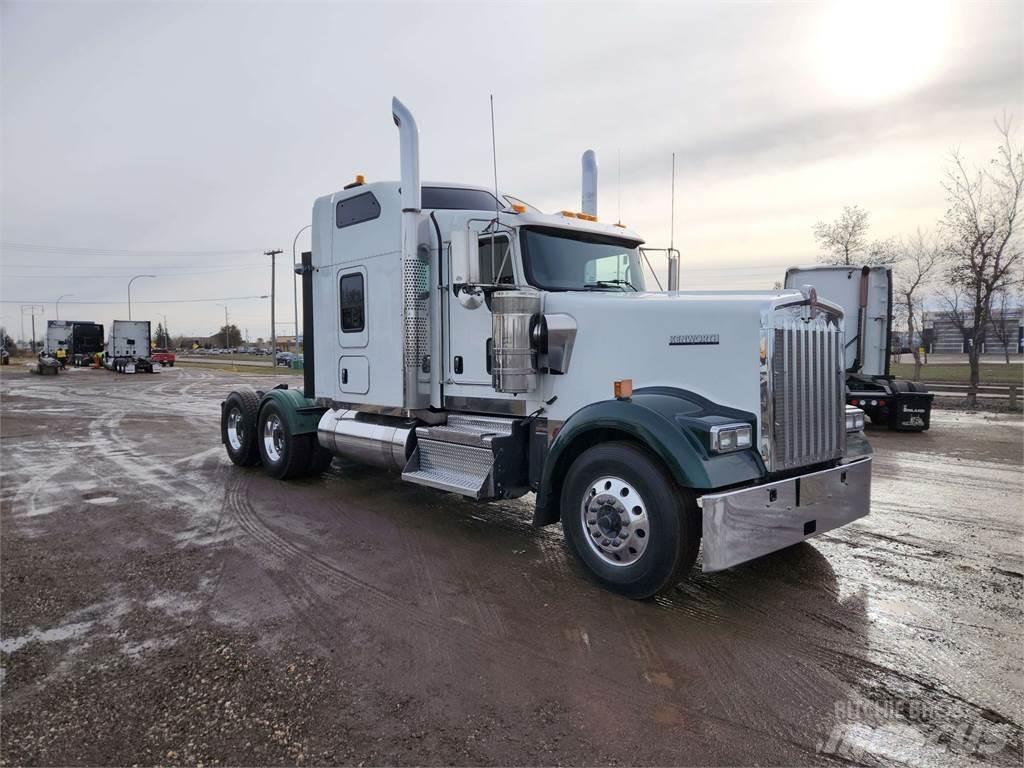 Kenworth W900L Trækkere