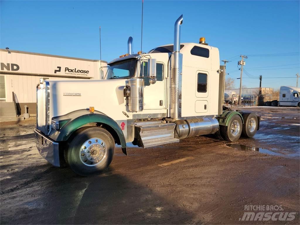 Kenworth W900L Trækkere