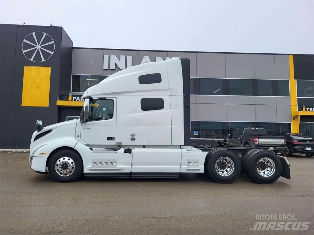 Volvo VNL 760 Chassis