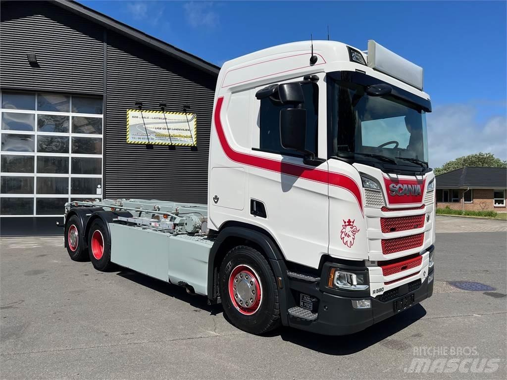 Scania R520 hejs Demonterbare/wirehejs lastbiler