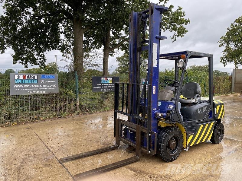 Komatsu FD25T-12 Gaffeltrucks - andre