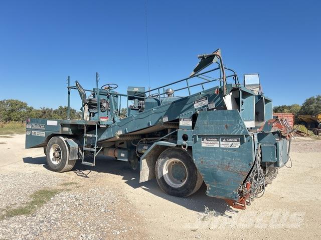  Bearcat Sand- og saltspredere