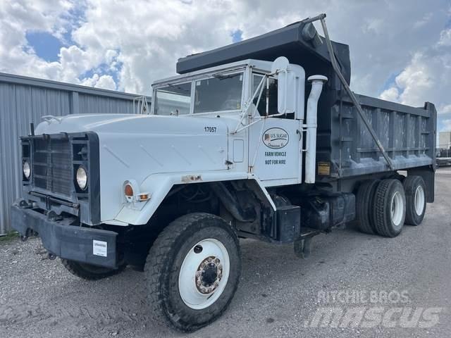 BMY M934A2 Lastbiler med tip