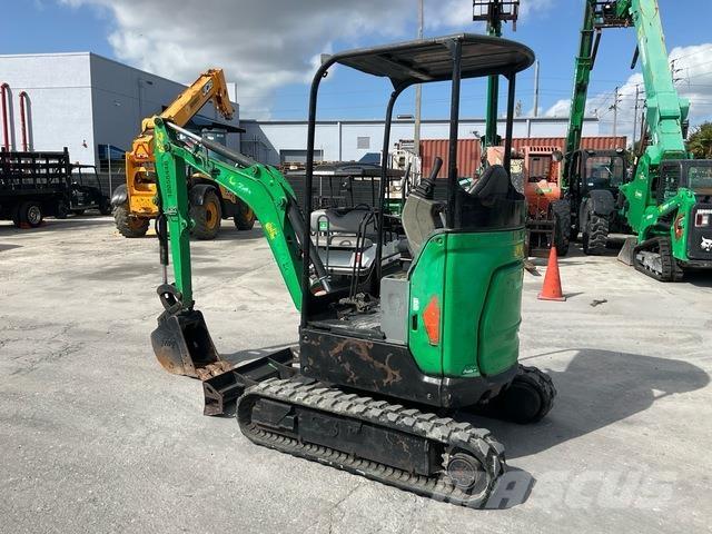 Bobcat E20 Gravemaskiner på larvebånd