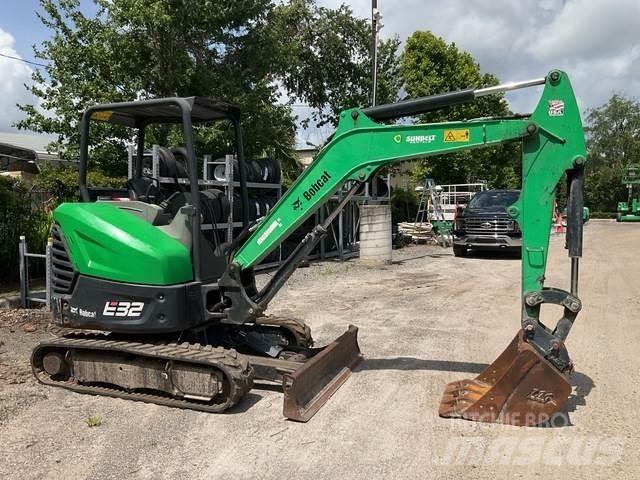 Bobcat E32I Gravemaskiner på larvebånd