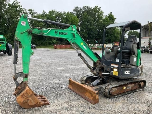 Bobcat E32i Gravemaskiner på larvebånd
