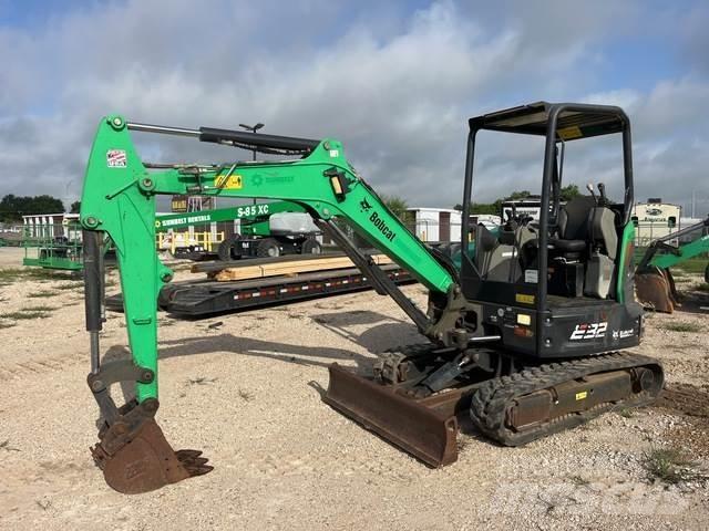 Bobcat E32I Gravemaskiner på larvebånd