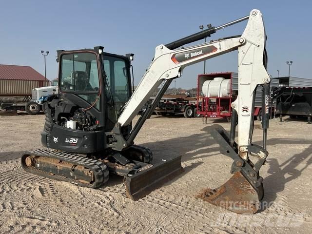 Bobcat E35 Gravemaskiner på larvebånd