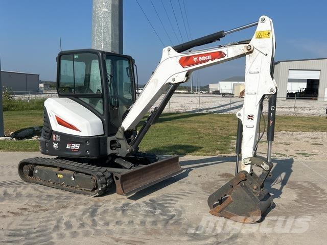 Bobcat E35 Gravemaskiner på larvebånd
