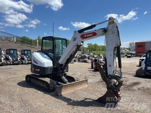 Bobcat E42 Gravemaskiner på larvebånd