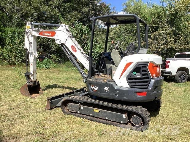 Bobcat E42 Gravemaskiner på larvebånd