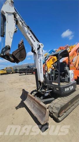 Bobcat E45 Gravemaskiner på larvebånd