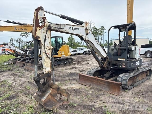 Bobcat E50 Gravemaskiner på larvebånd