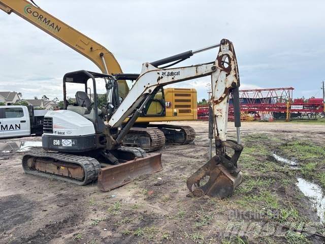 Bobcat E50 Gravemaskiner på larvebånd