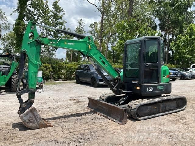Bobcat E50 Gravemaskiner på larvebånd
