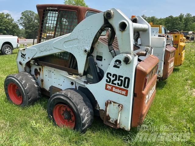 Bobcat S250 Minilæsser - skridstyret