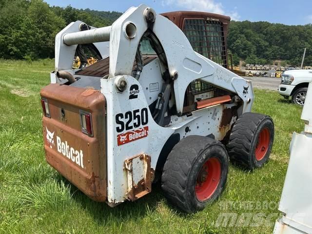 Bobcat S250 Minilæsser - skridstyret