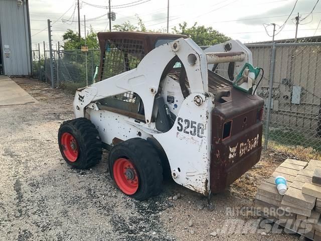 Bobcat S250 Minilæsser - skridstyret