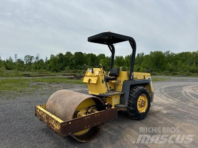 Bomag BW142D Enkelt tromle