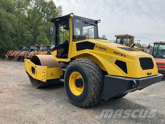 Bomag BW211 D Enkelt tromle