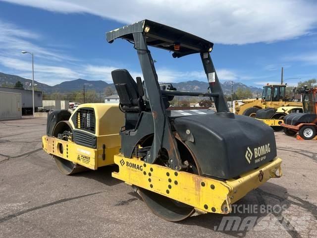 Bomag BW266AD Tromle med luftdæk