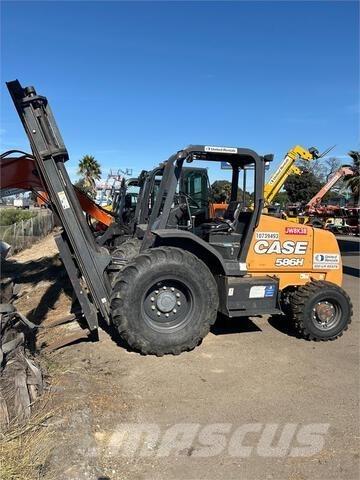 CASE 586H Terrængående gaffeltruck