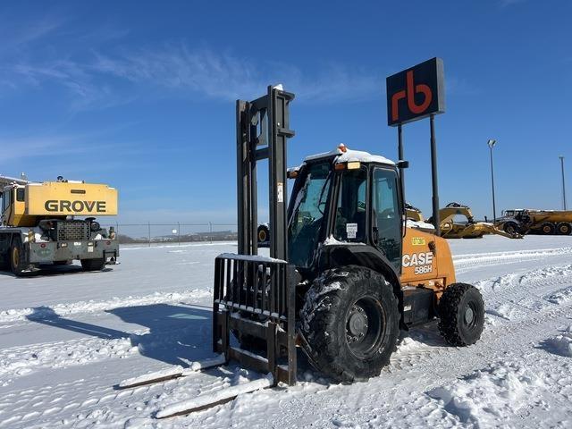 CASE 586H Terrængående gaffeltruck