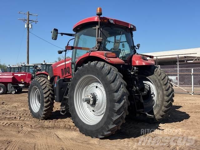Case IH 215 Traktorer
