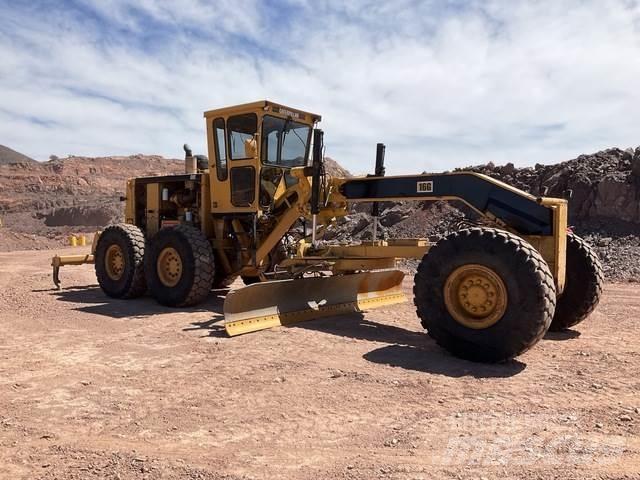 CAT 16G Vejhøvle / Gradere