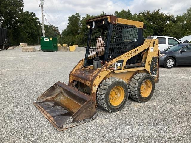 CAT 226 Minilæsser - skridstyret