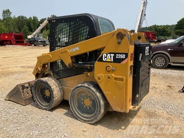 CAT 226D Minilæsser - skridstyret