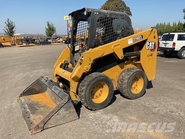 CAT 226D3 Minilæsser - skridstyret