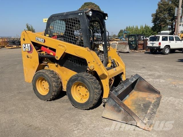 CAT 226D3 Minilæsser - skridstyret