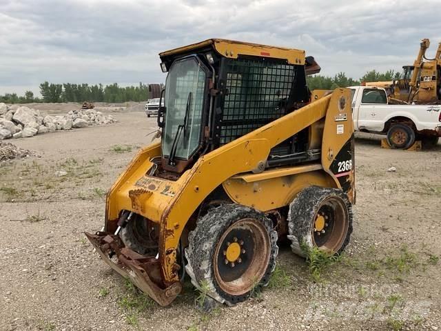 CAT 236B Minilæsser - skridstyret