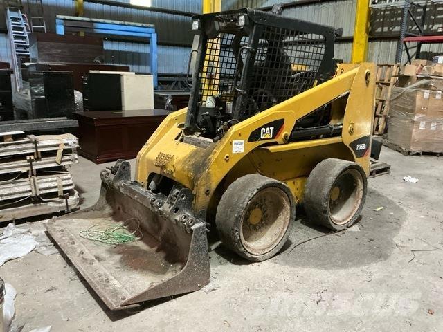 CAT 236B3 Minilæsser - skridstyret